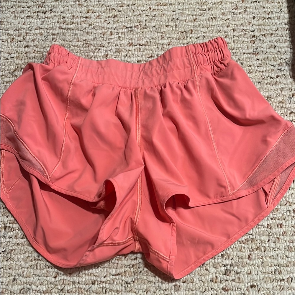 Lululemon pink hotty hot 2.5 inch shorts